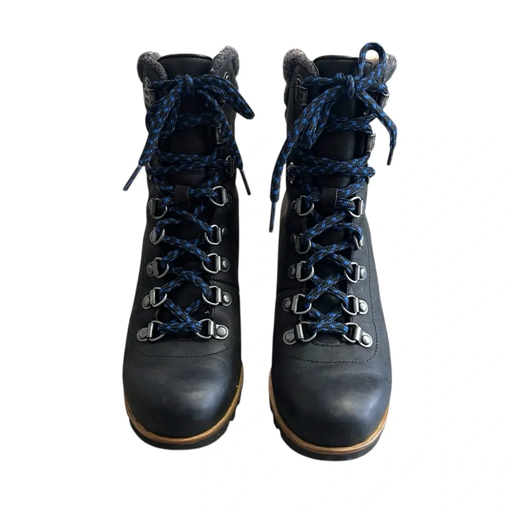 Sorel Conquest Waterproof Wedge Boot Color Black Royal Blue Women’s Size‎ 7